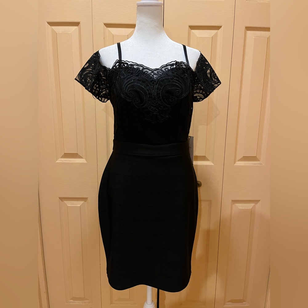 Off-shoulder lace bodice mini dress. Padded bra cups, lined front. Black. L. NWT - Picture 2 of 15